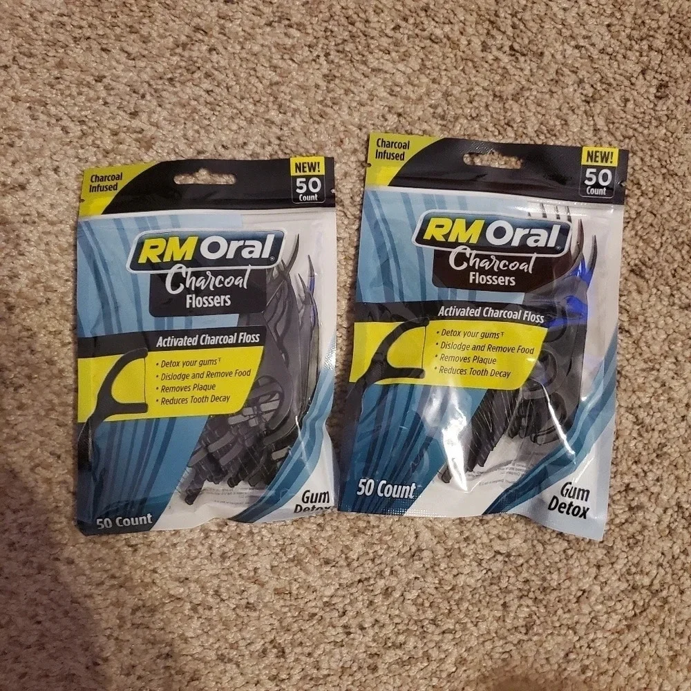 RM Oral Charcoal Teeth Mouth Flossers 100ct